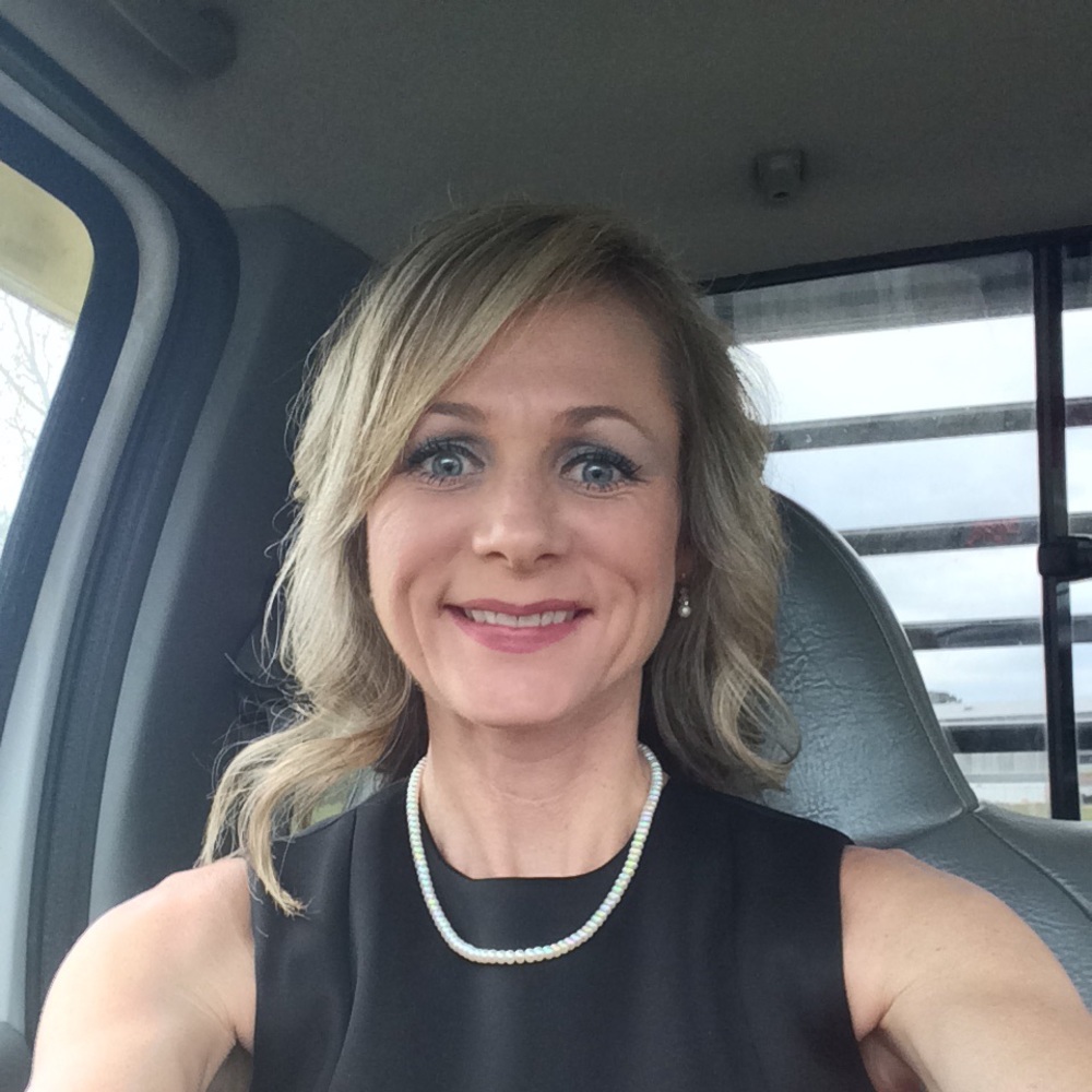 Meet your Posher, Joy